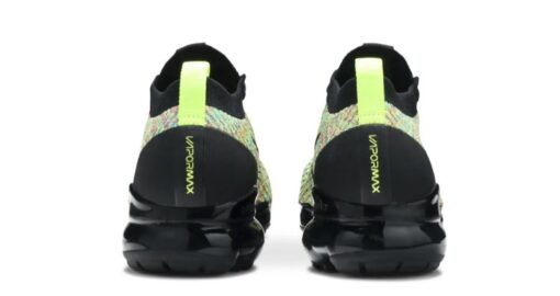 Air VaporMax Flyknit 3 Multi-Color Signature Footwear
