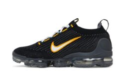 Air VaporMax 2021 Flyknit Black University Gold Signature Footwear