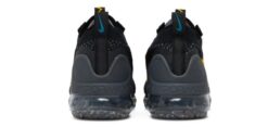 Air VaporMax 2021 Flyknit Black University Gold Signature Footwear