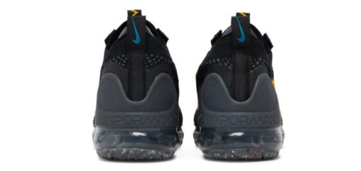 Air VaporMax 2021 Flyknit Black University Gold Signature Footwear