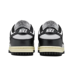 Dunk Low Vintage Panda Classic Kicks