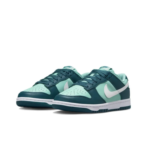Dunk Low Geode Teal Iconic Sneaker