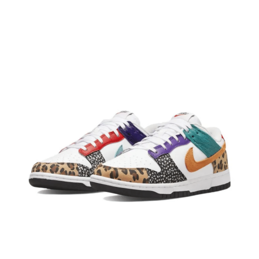 Dunk Low Safari Mix Iconic Sneaker