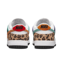 Dunk Low Safari Mix Iconic Sneaker